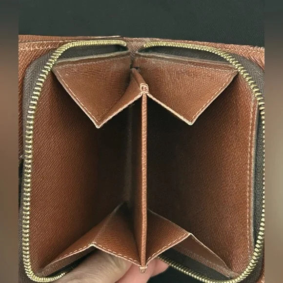 Louis Vuitton Monogram Compact Zippy Wallet MI0062 2002 France Vintage Authentic - Picture 8 of 10